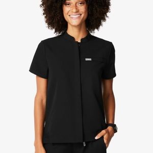 Figs size small black scrub top